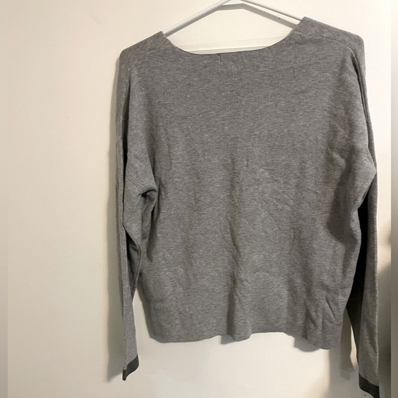 Sz US M Reitmans women Long-Sleeve V-Neck Sweater pullover 48%viscose grey - Picture 11 of 15